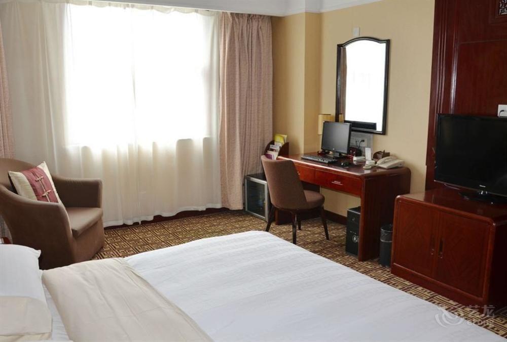 Yin Rui Lin International Hotel Хефей Екстериор снимка